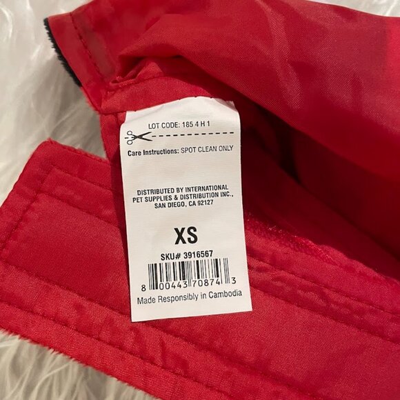 Adorable Santa Outfit with Hat for Dogs!  Size Extra Small, NWT - Picture 6 of 6